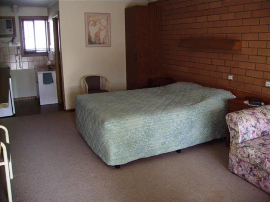 Keith Motor Inn Екстериор снимка